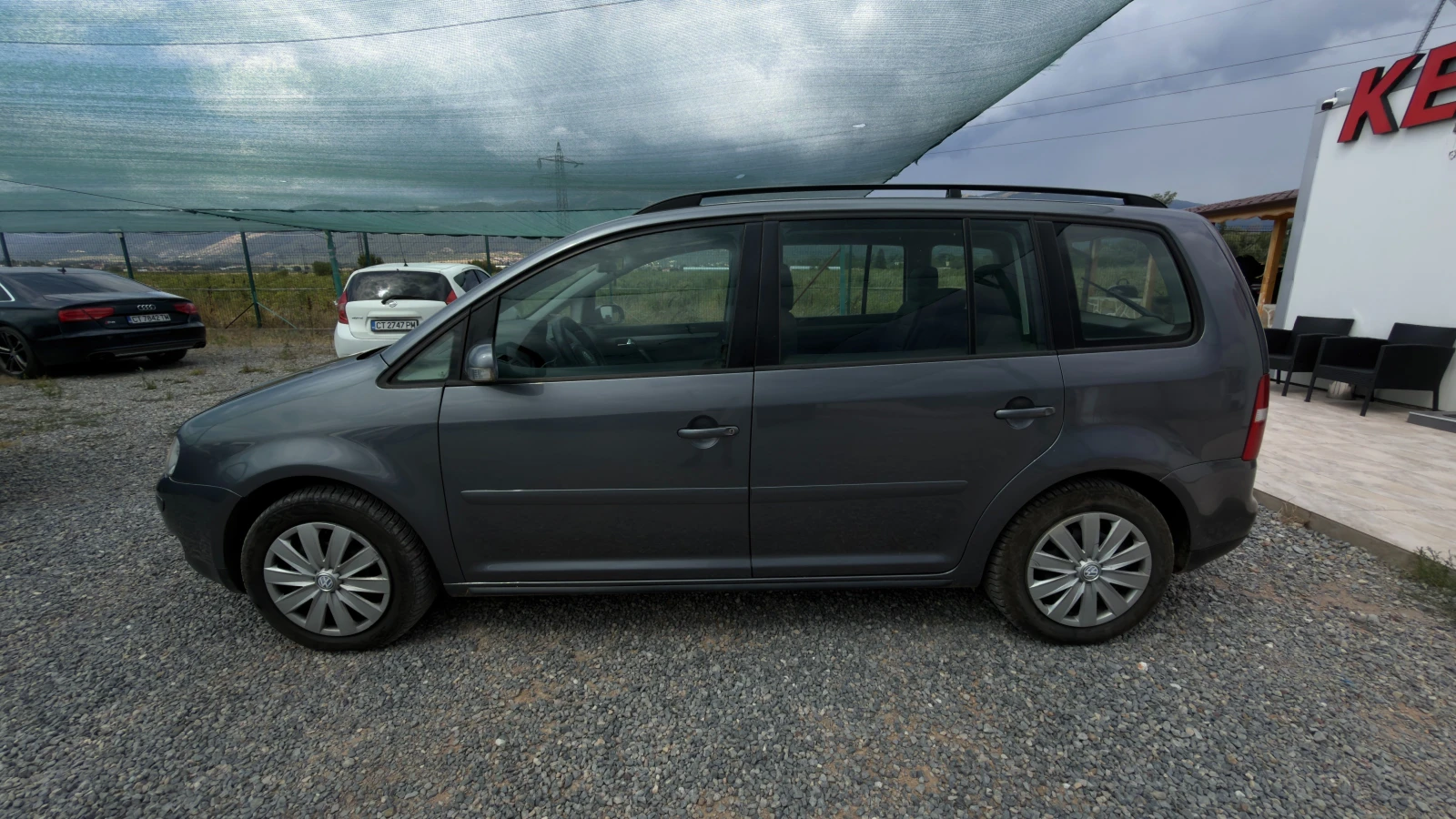 VW Touran 1.9TDI* 105 к.с* , снимка 3 - Автомобили и джипове - 55463167