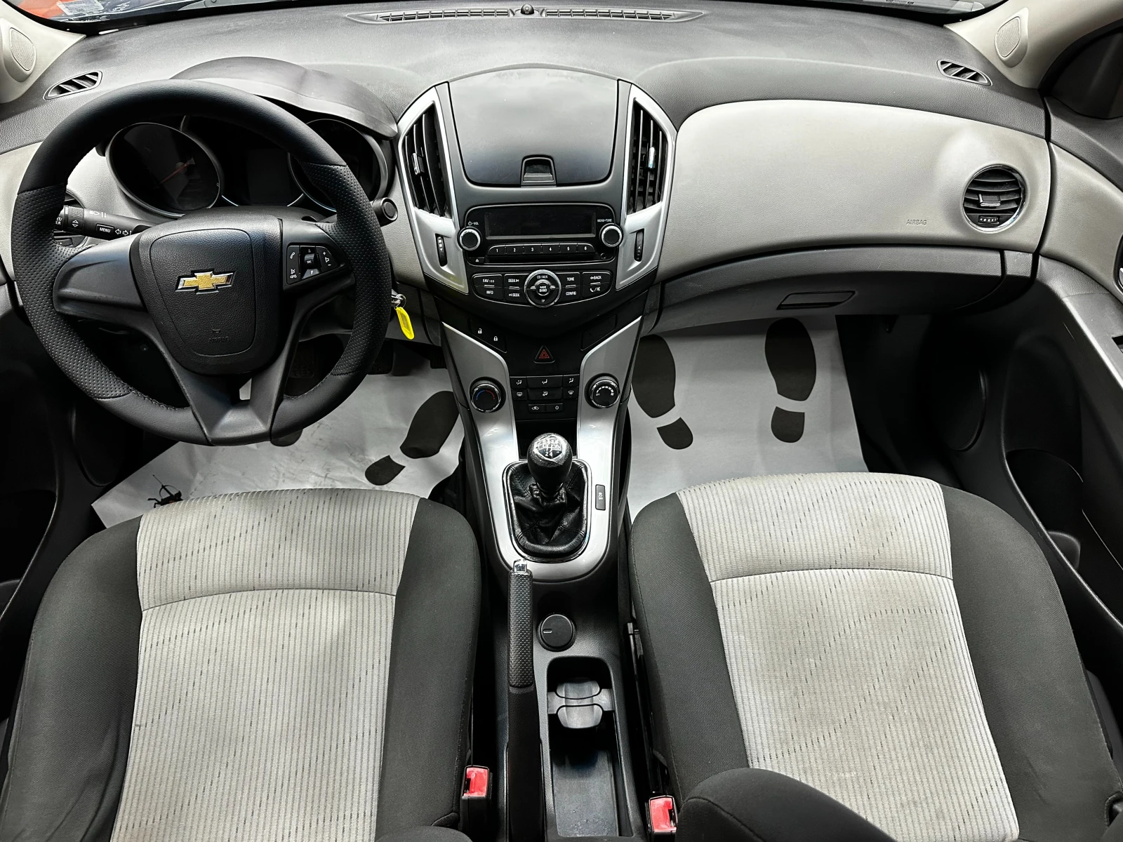 Chevrolet Cruze 1.6i 117 к.с./ГАЗ , снимка 8 - Автомобили и джипове - 55541274
