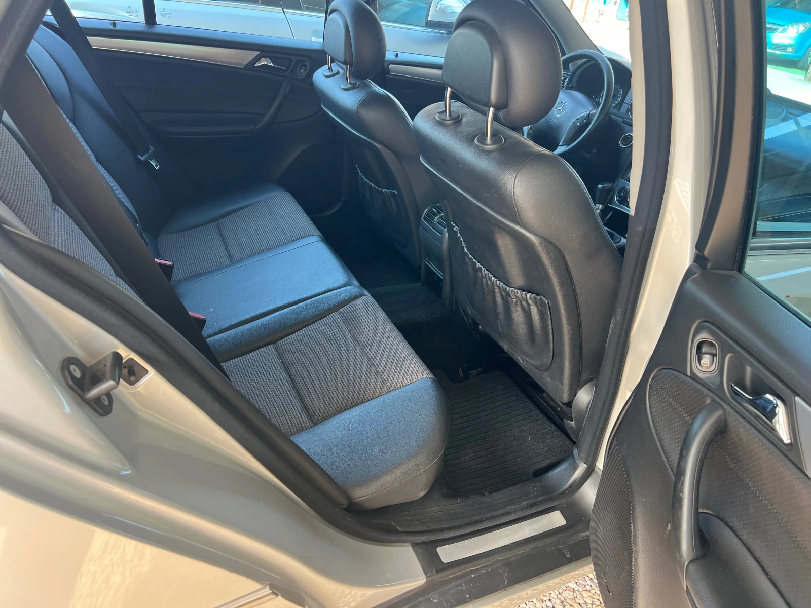 Mercedes-Benz C 200 Германия перфект, снимка 7 - Автомобили и джипове - 55876699