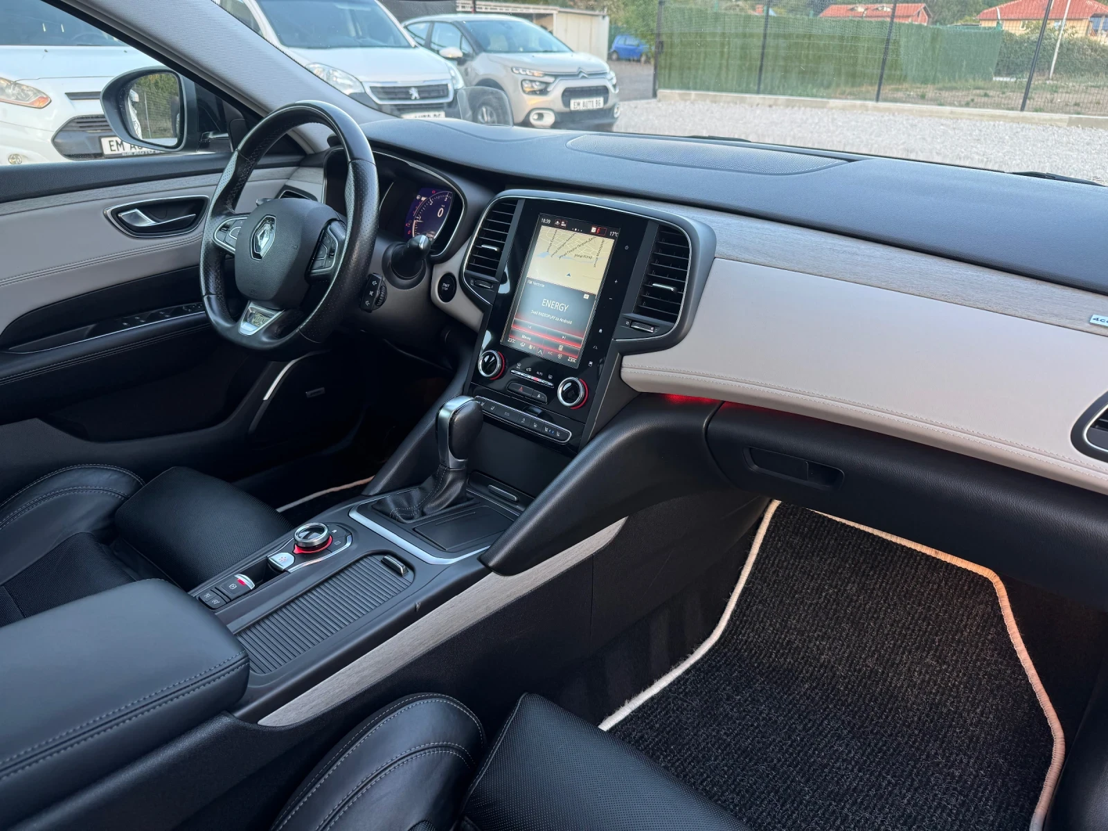 Renault Talisman 2.0dCi 200hp INITIALE 4Control /СОБСТВЕН ЛИЗИНГ/, снимка 13 - Автомобили и джипове - 56271150