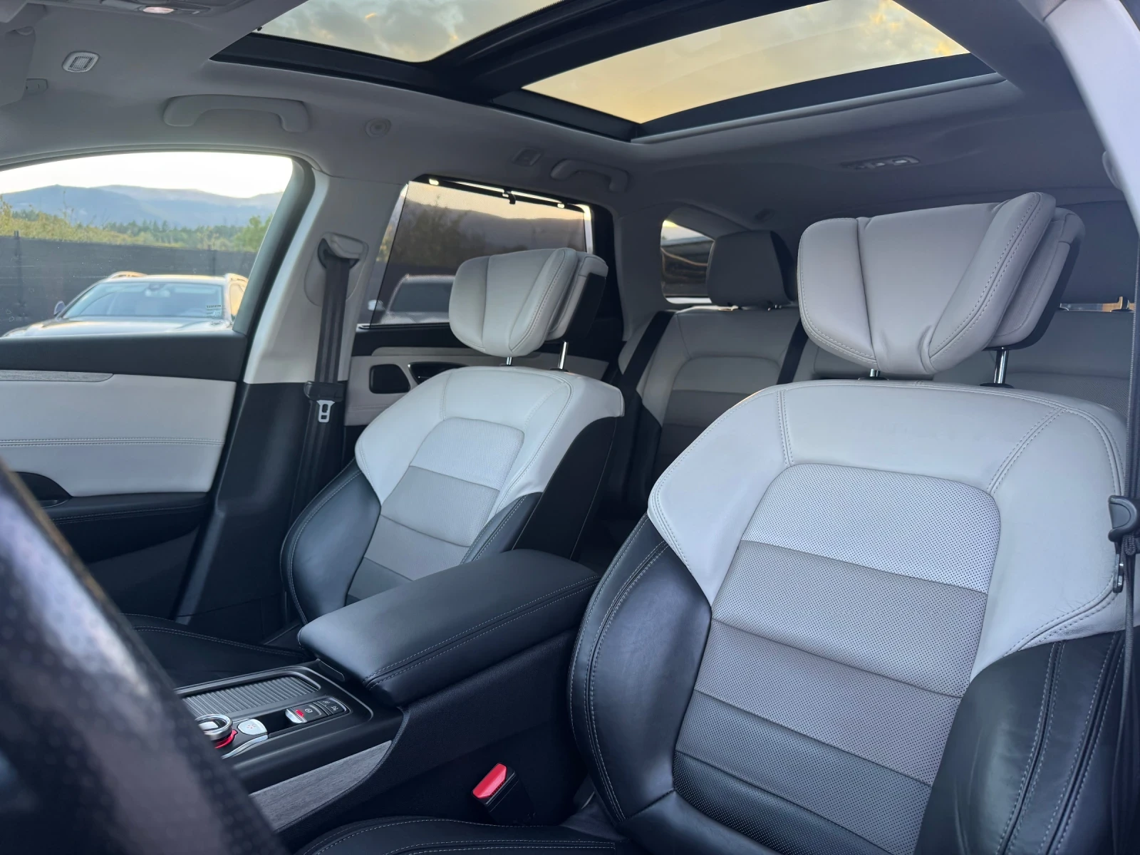Renault Talisman 2.0dCi 200hp INITIALE 4Control /СОБСТВЕН ЛИЗИНГ/, снимка 11 - Автомобили и джипове - 56271150