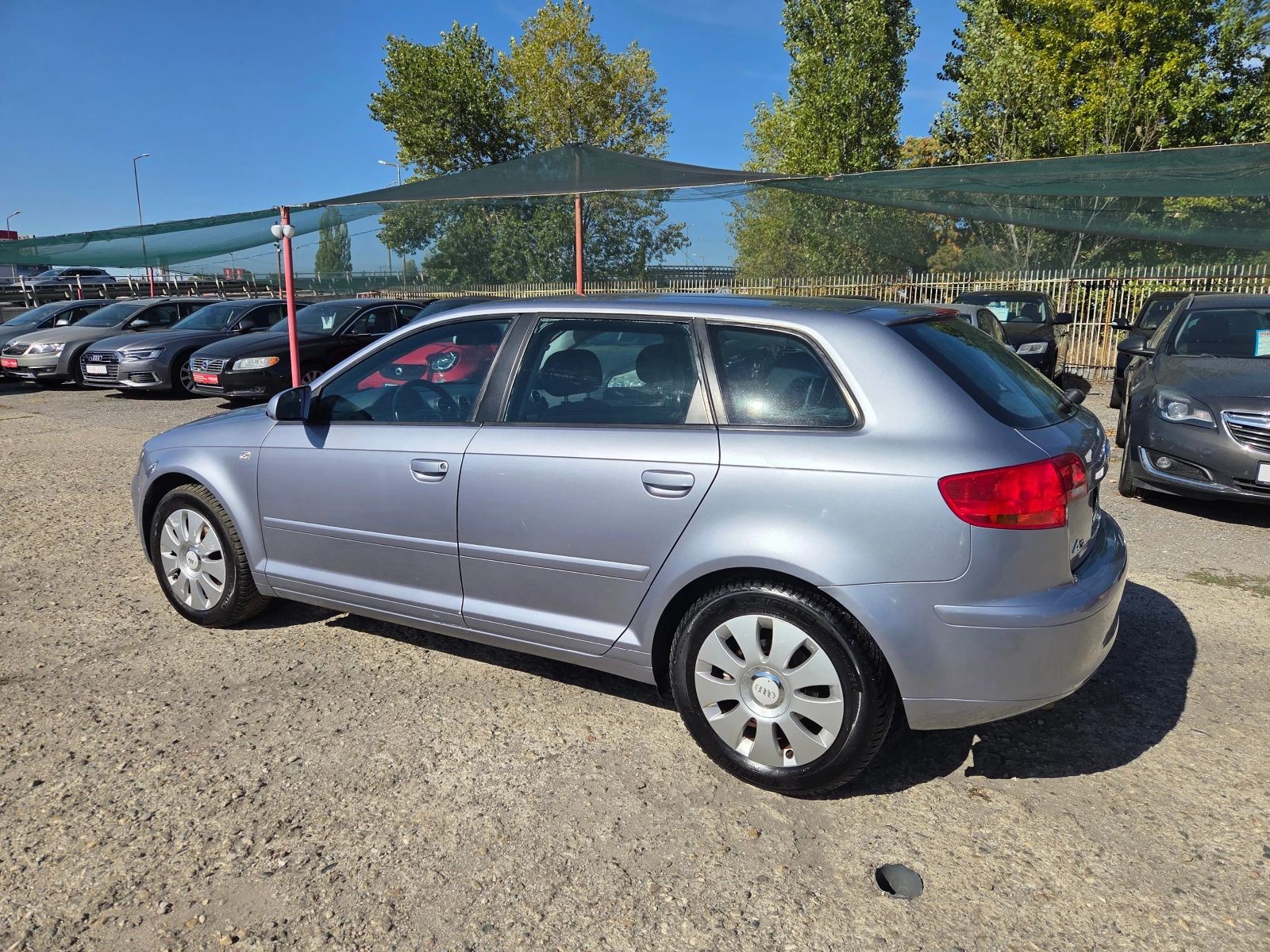 Audi A3 1.6FSI, снимка 6 - Автомобили и джипове - 56325851