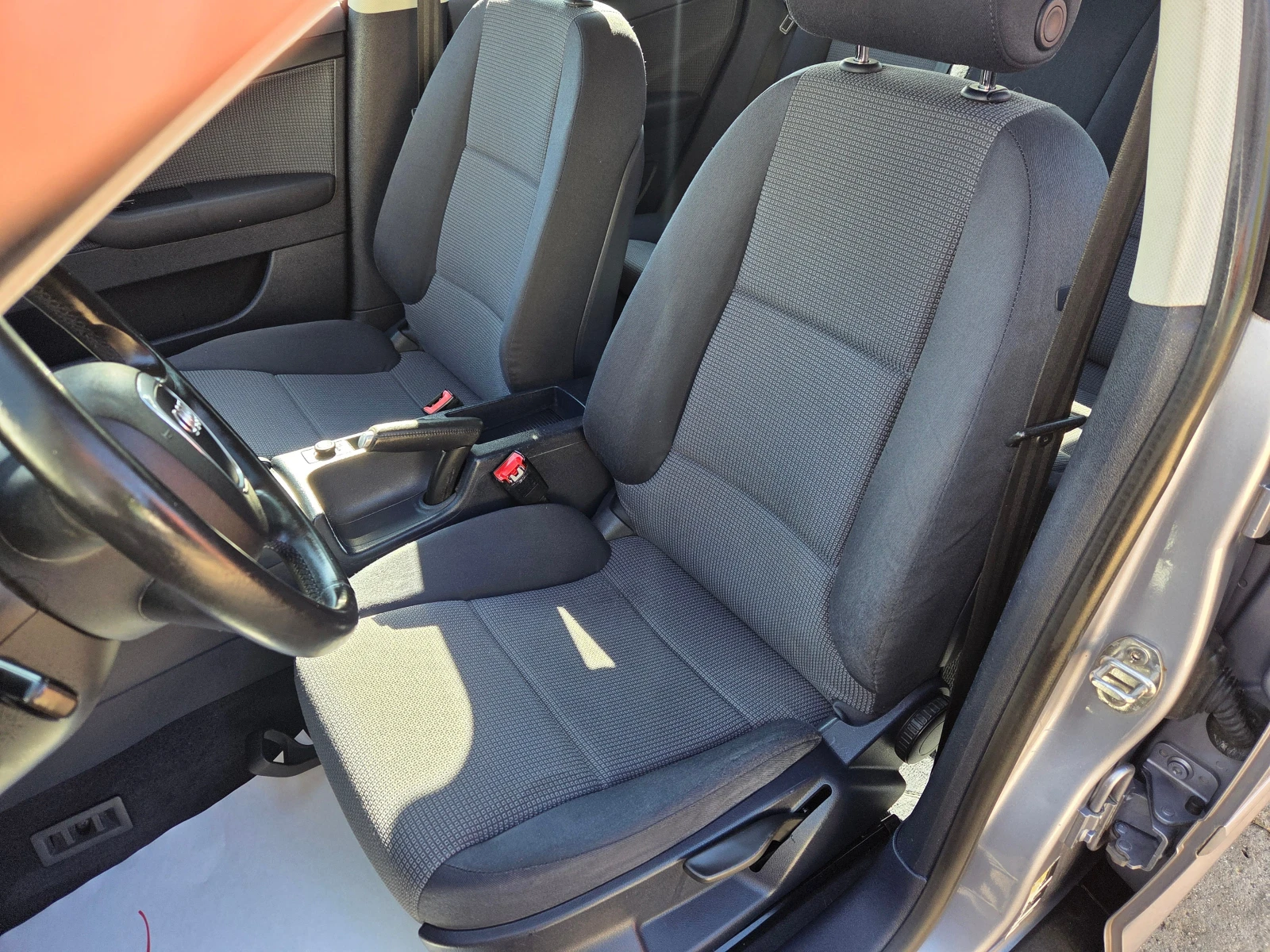 Audi A3 1.6FSI, снимка 12 - Автомобили и джипове - 56325851