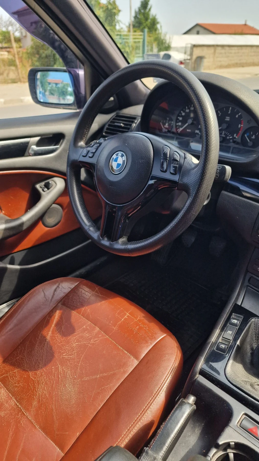 BMW 330, снимка 8 - Автомобили и джипове - 56367978