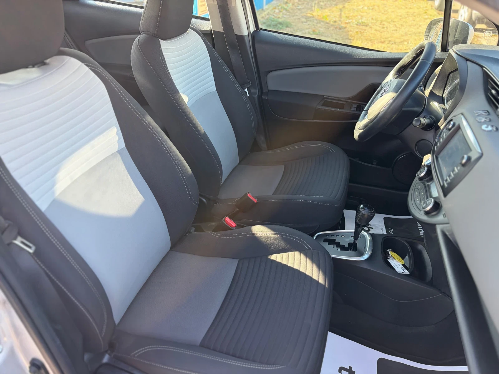 Toyota Yaris Hybrid | Mobile.bg � ����������� 14