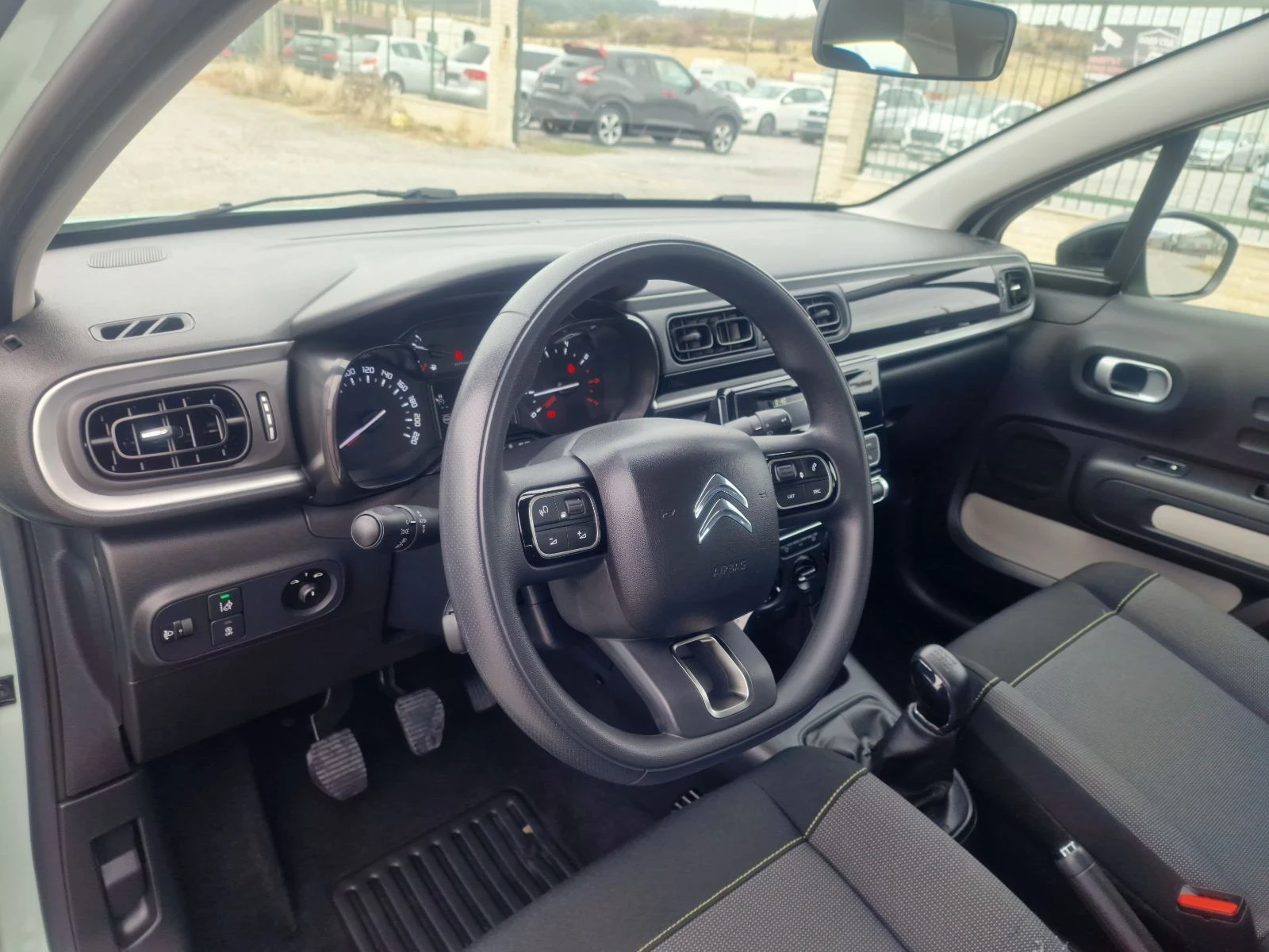 Citroen C3 1.6 HDI FULL -LED 147000km | Mobile.bg � ����������� 9