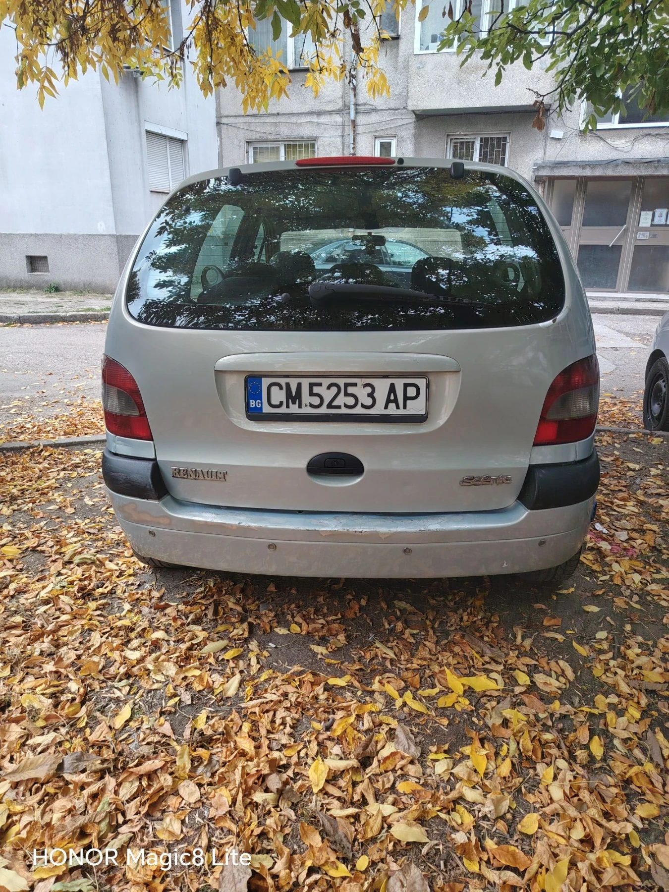 Renault Scenic 1.6 16v, снимка 5 - Автомобили и джипове - 56716504