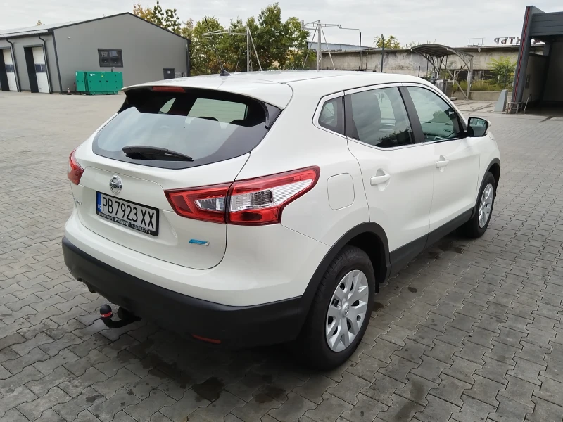 Nissan Qashqai, снимка 4 - Автомобили и джипове - 52497685