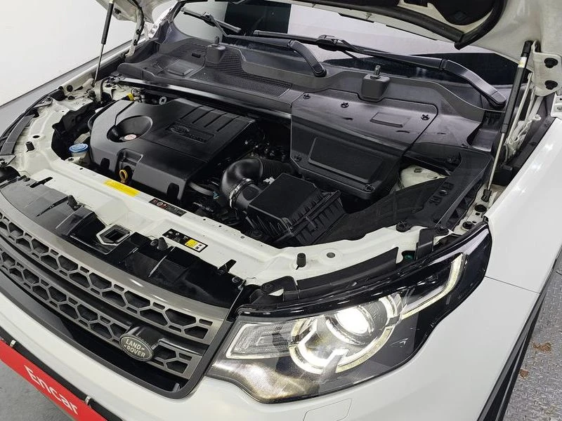 Land Rover Discovery Sport 2.0 Automatic, снимка 6 - Автомобили и джипове - 55932037