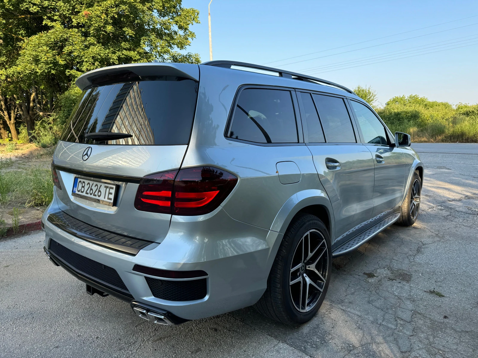 Mercedes-Benz GL GL400 V6 AMG - изображение 4