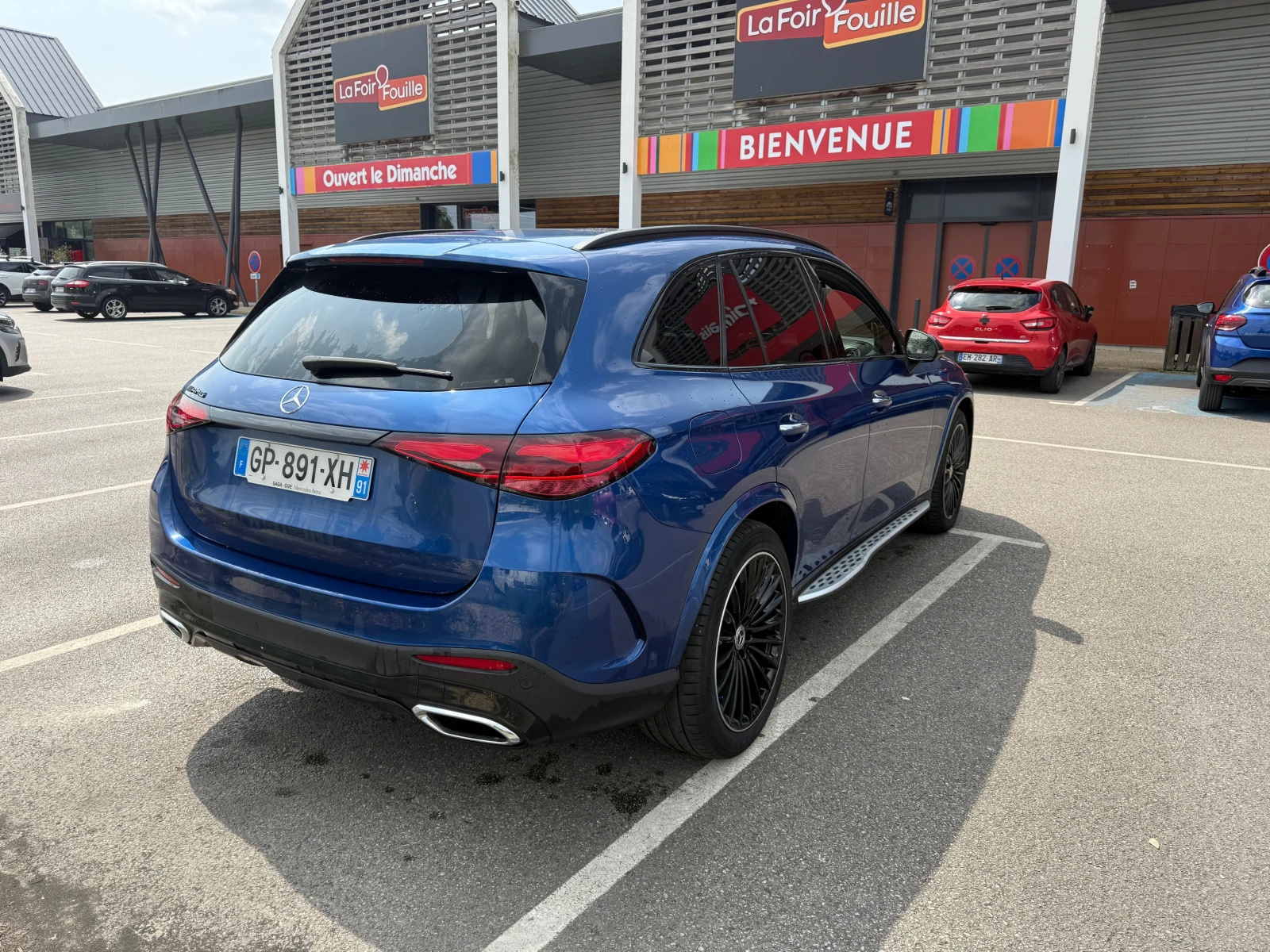 Mercedes-Benz GLC 220 AMG LINE 4 MATIC  - изображение 4