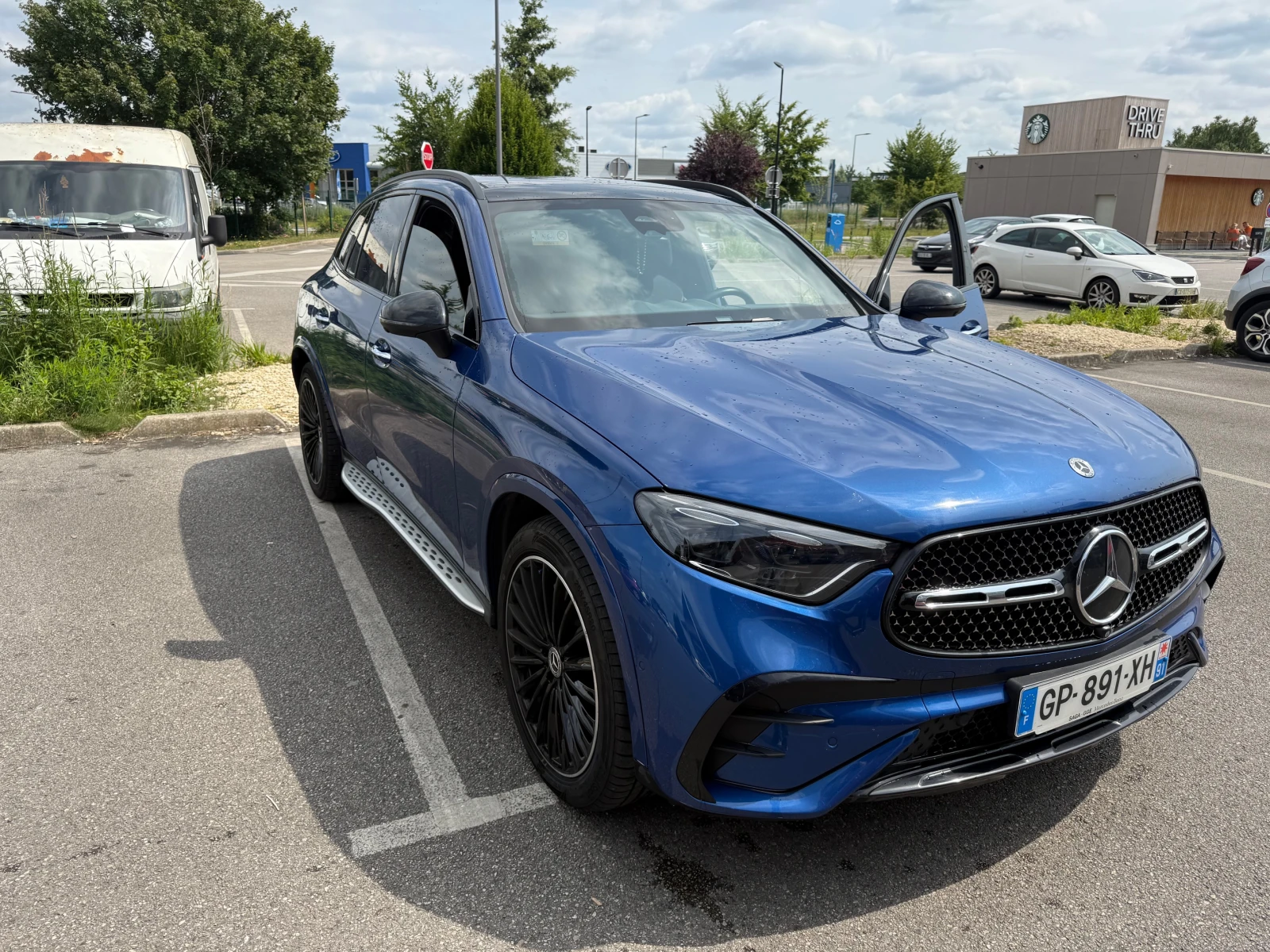 Mercedes-Benz GLC 220 AMG LINE 4 MATIC  - изображение 2
