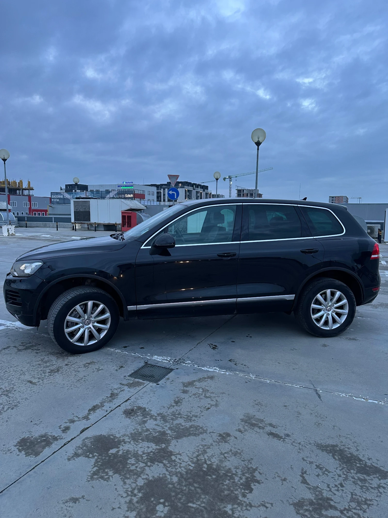 VW Touareg 4.2TDI V8 - изображение 4