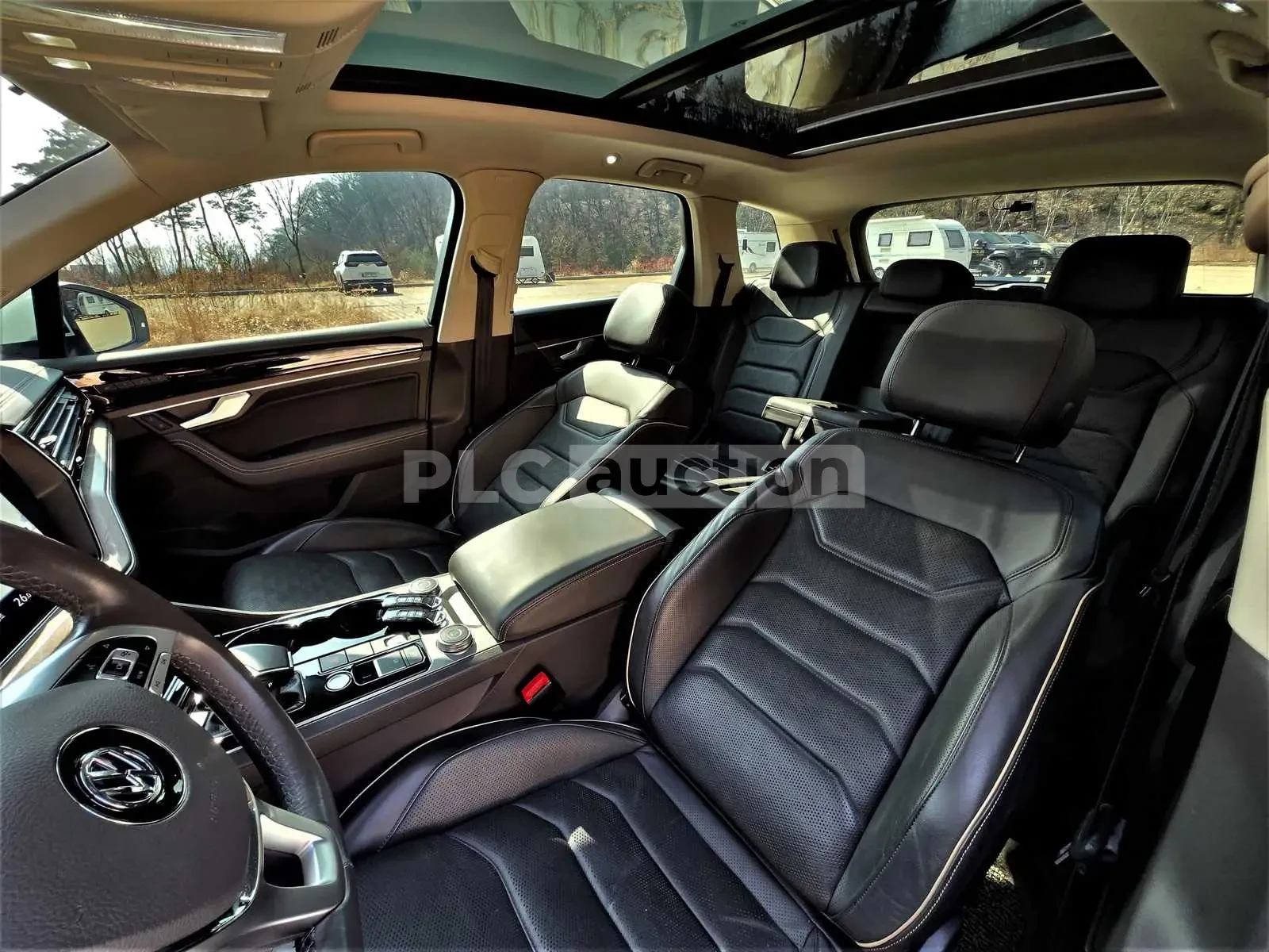 VW Touareg, снимка 3 - Автомобили и джипове - 54255883
