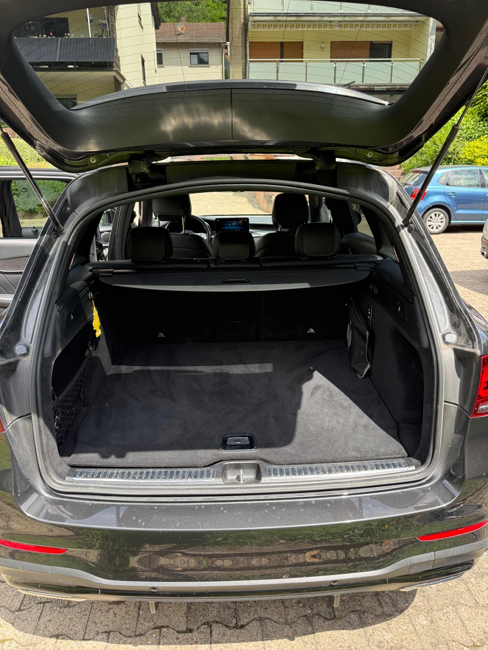 Mercedes-Benz GLC 300 d 4 Matic AMG Line, снимка 10 - Автомобили и джипове - 54817691
