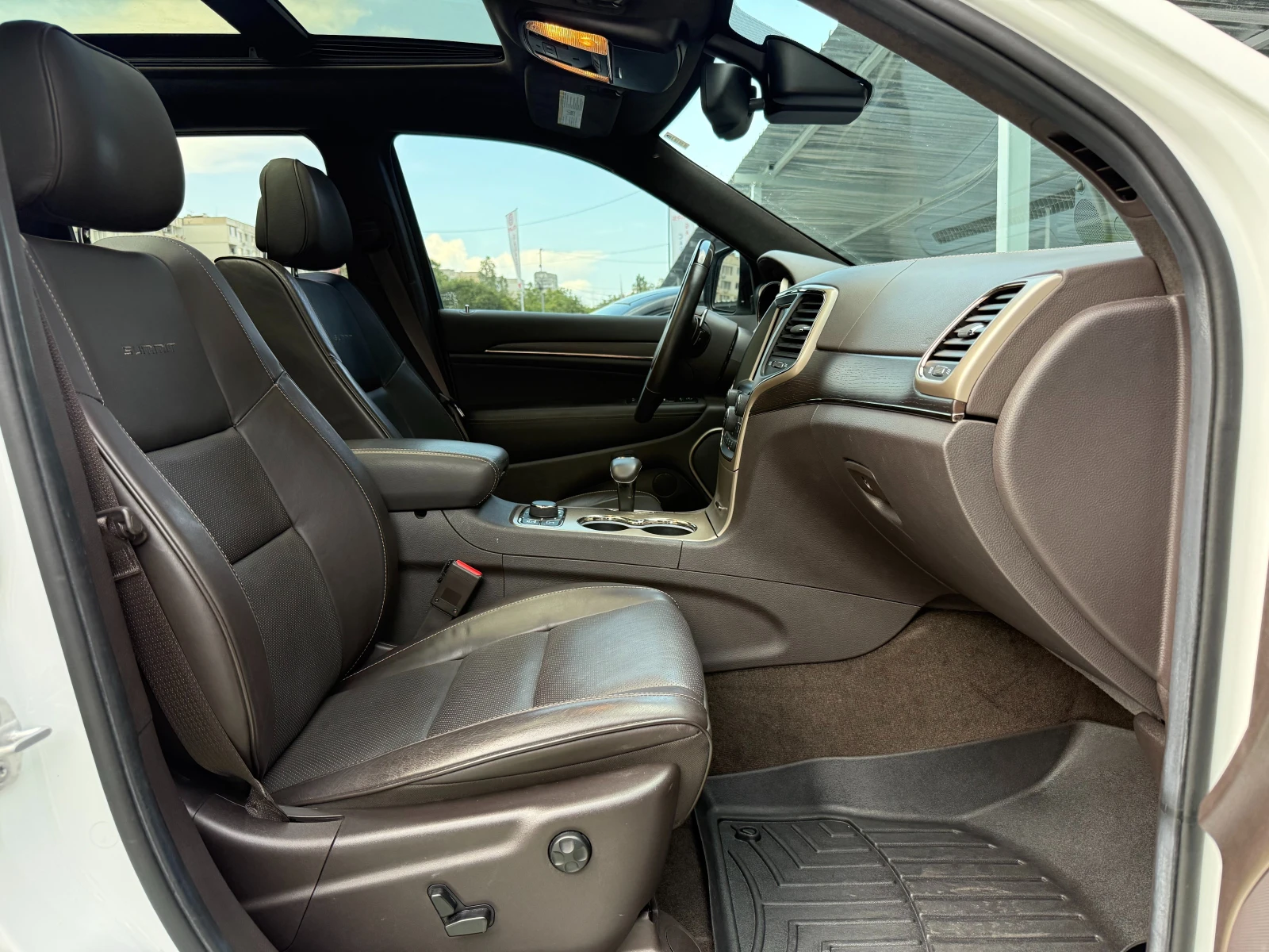 Jeep Grand cherokee SUMMIT 3.6, снимка 8 - Автомобили и джипове - 54881232
