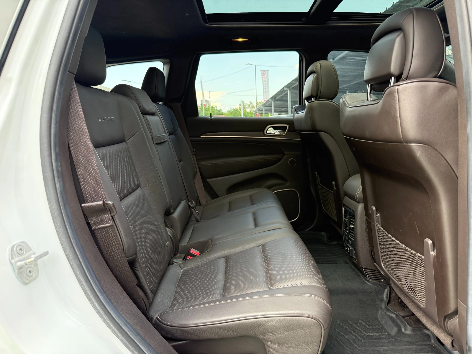 Jeep Grand cherokee SUMMIT 3.6, снимка 10 - Автомобили и джипове - 54881232