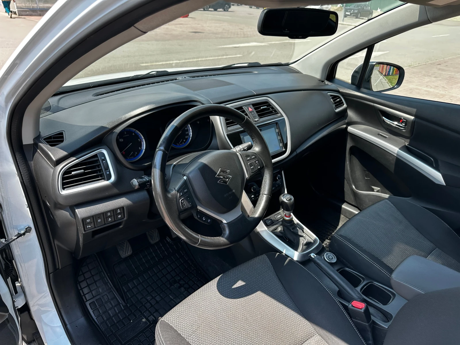 Suzuki SX4 S-Cross, снимка 7 - Автомобили и джипове - 55124938