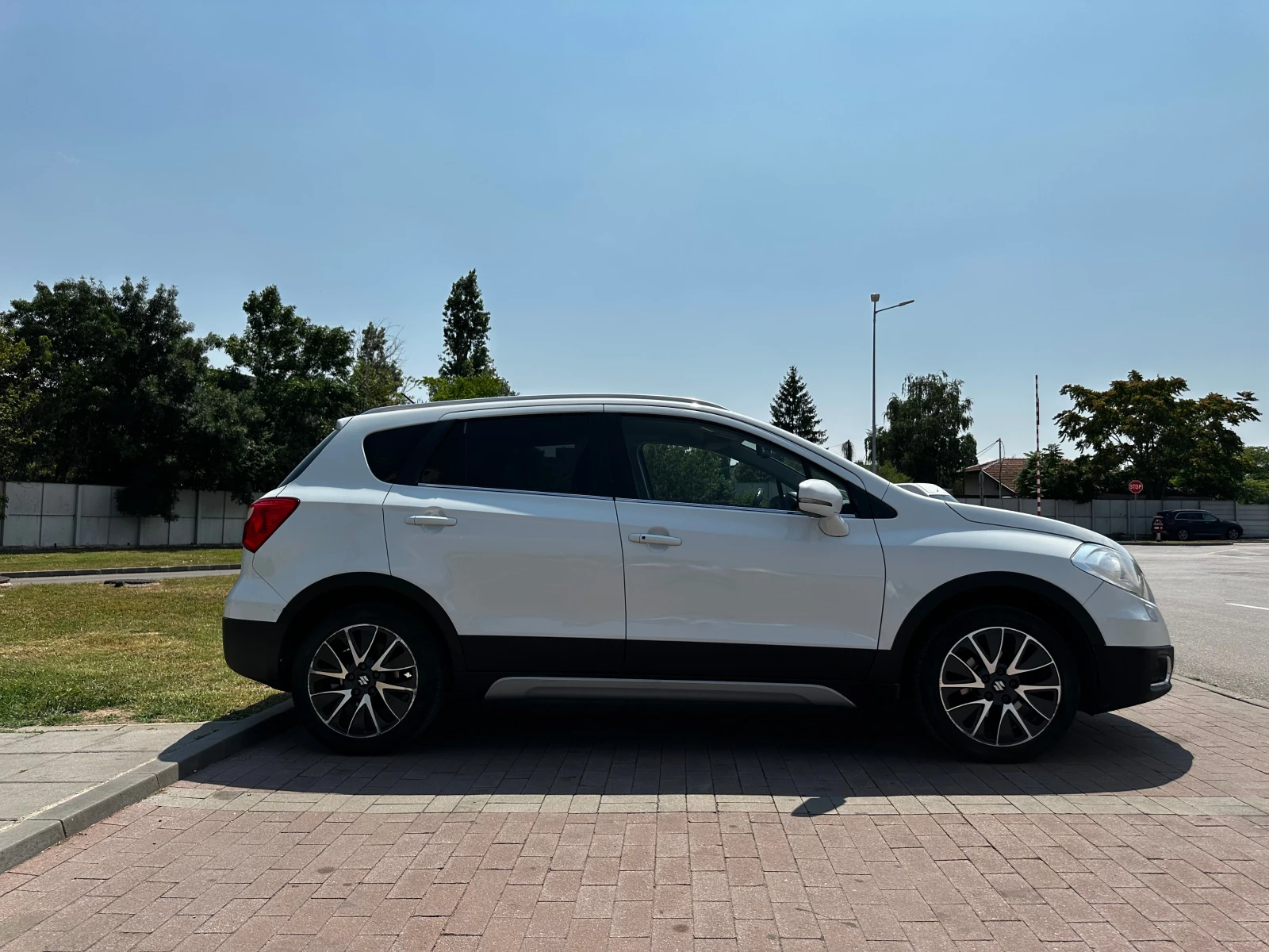 Suzuki SX4 S-Cross, снимка 4 - Автомобили и джипове - 55124938