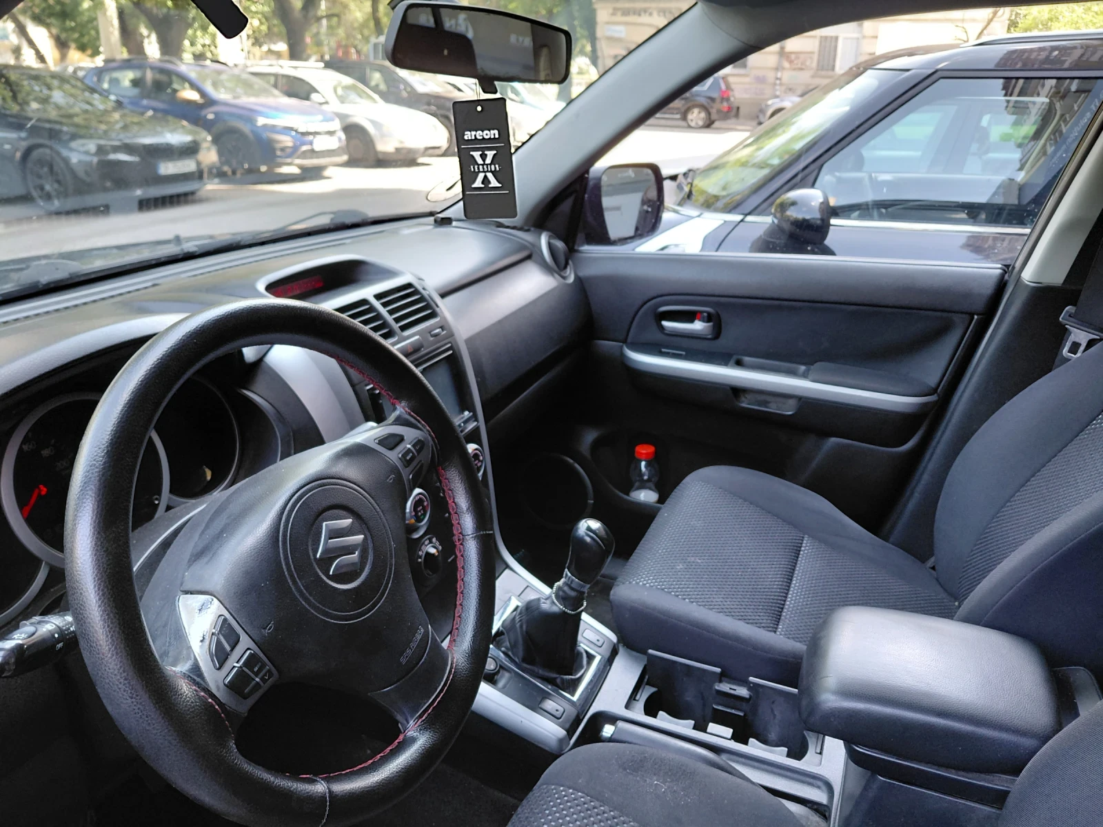 Suzuki Vitara Бензин-Газ 4?4 2, 0, снимка 11 - Автомобили и джипове - 55665038