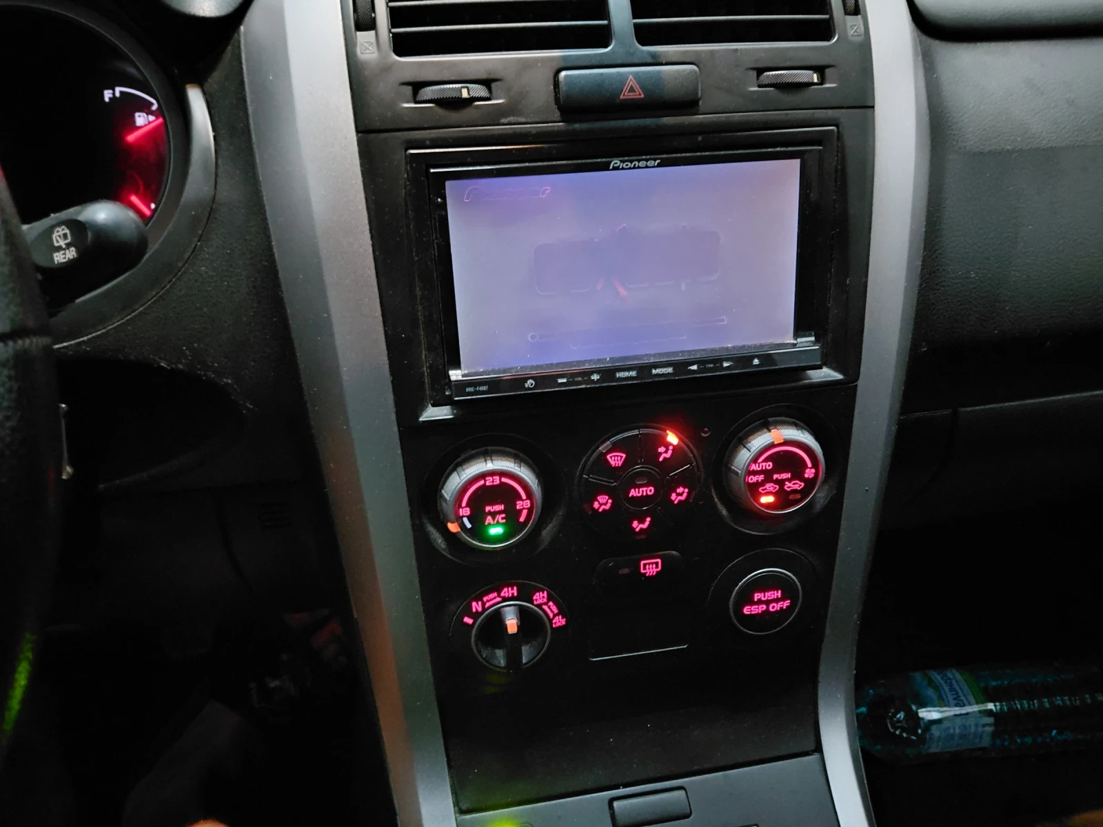 Suzuki Vitara Бензин-Газ 4?4 2, 0, снимка 14 - Автомобили и джипове - 55665038