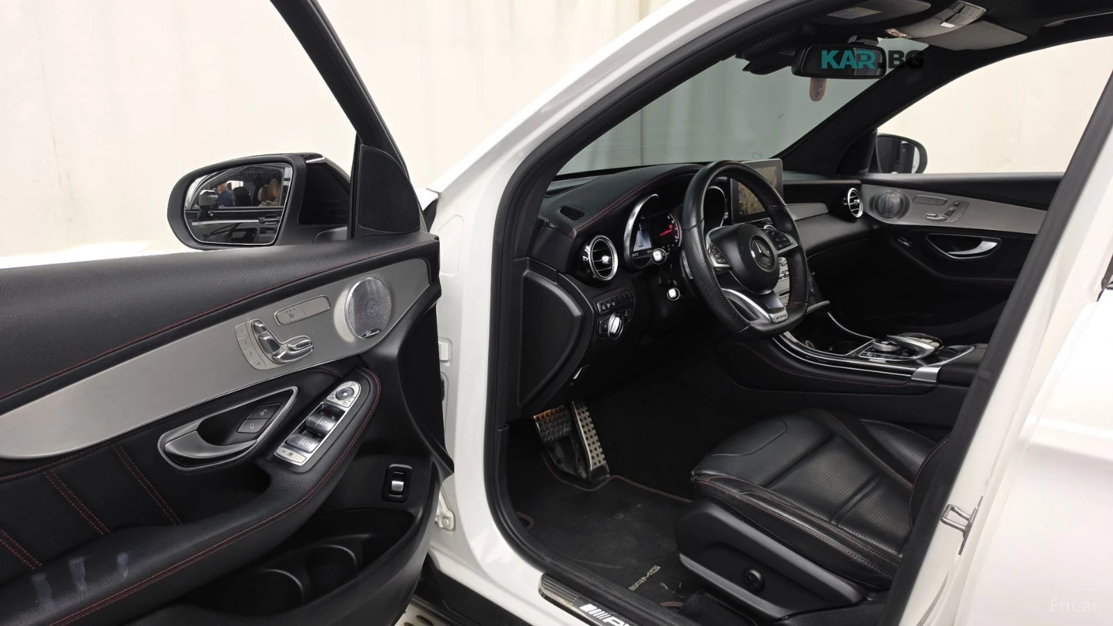 Mercedes-Benz GLC 43 AMG 4MATIC* BURMESTER* ПАНО* 360* ХЕДЪП* ПОДГРЕВ* , снимка 9 - Автомобили и джипове - 55725042