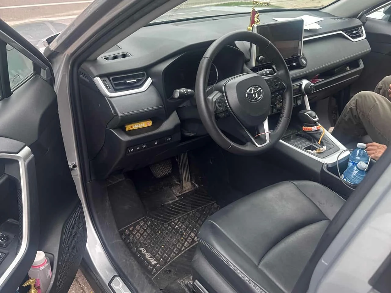 Toyota Rav4 * XLE AWD * CARFAX * , снимка 5 - Автомобили и джипове - 56270686