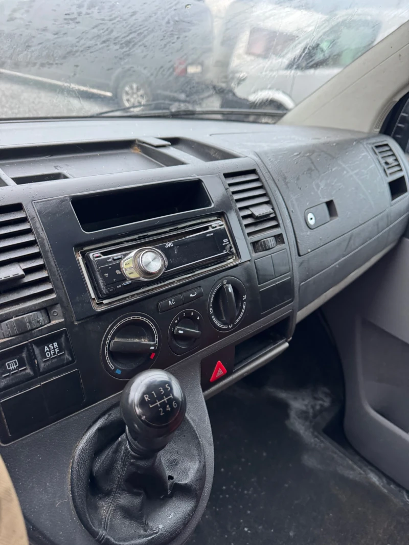 VW T5 2.5TDI 174hp  ШОК ЦЕНА, снимка 11 - Бусове и автобуси - 52021063