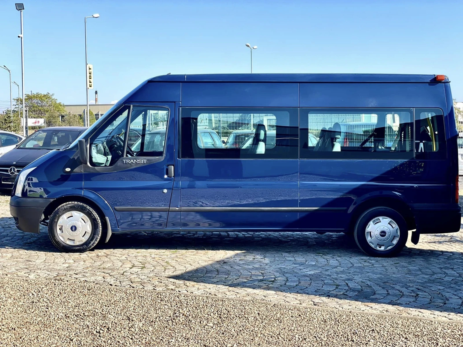 Ford Transit 2.2 9-места+ Рампа - изображение 2