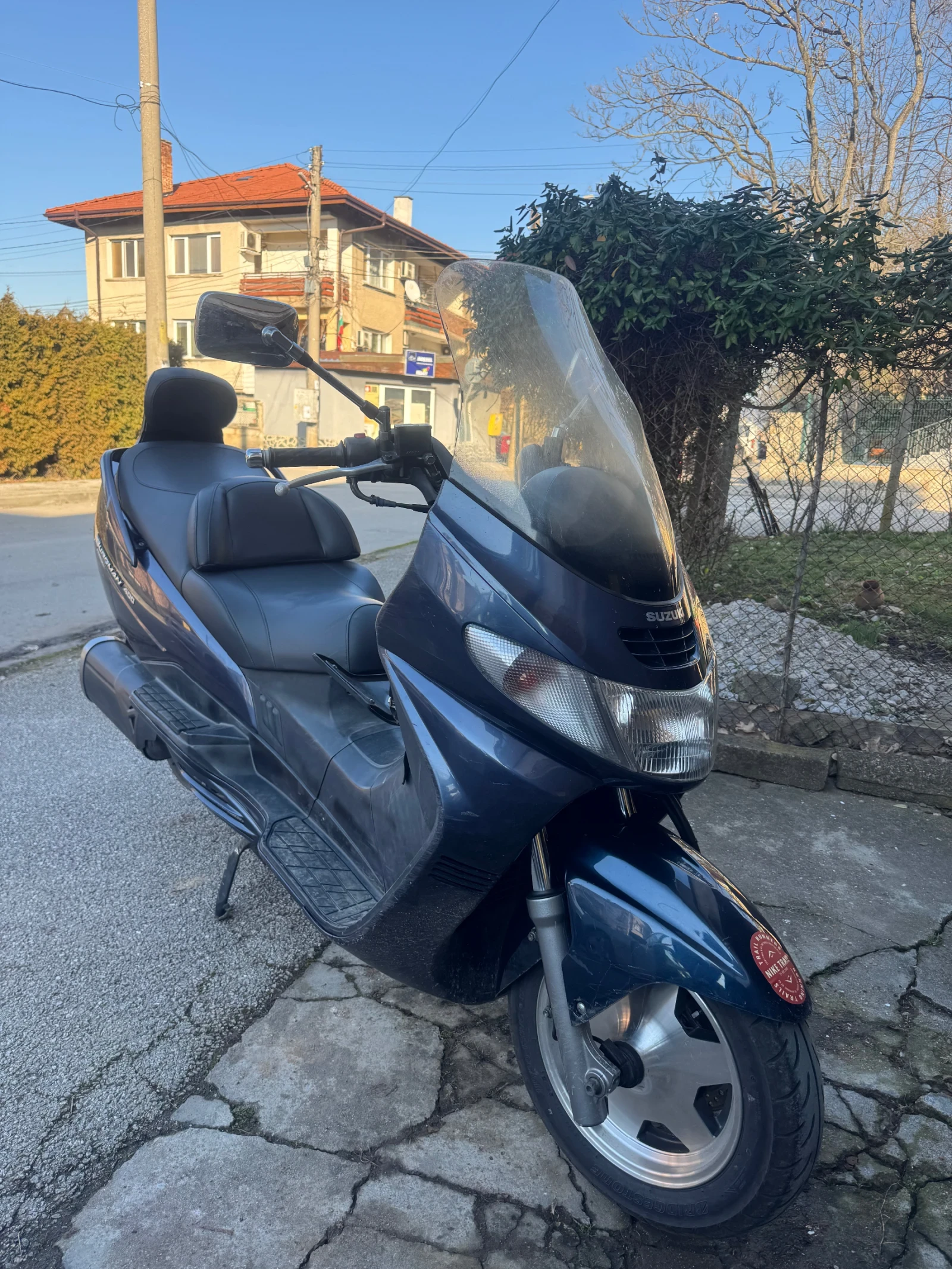 Suzuki Burgman AN 400