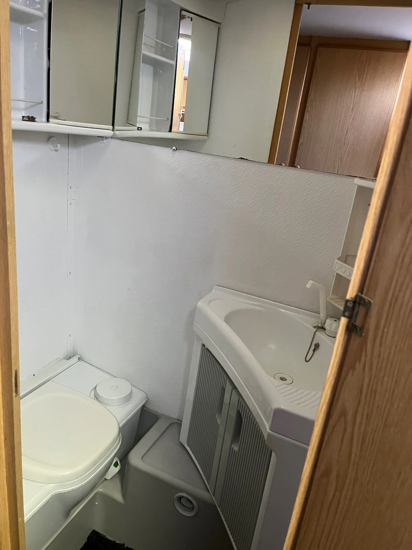 Каравана Knaus Кнаус Сюдвинт 551 - изображение 6