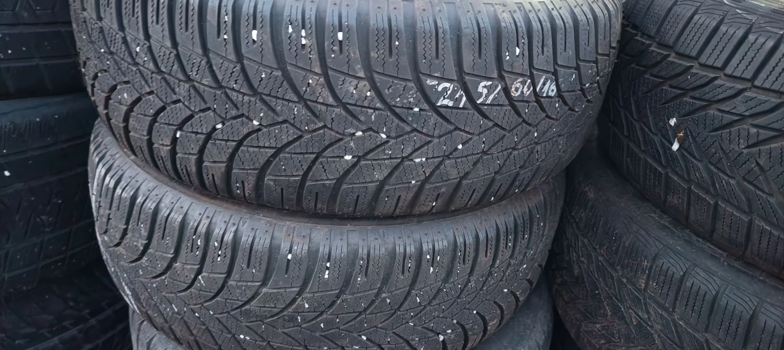 Гуми Зимни 215/65R16, снимка 6 - Гуми и джанти - 56421831