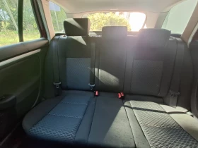 VW Golf 1.6 105кс, снимка 15