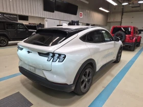 Ford Mustang Mach-E SELECT, снимка 3