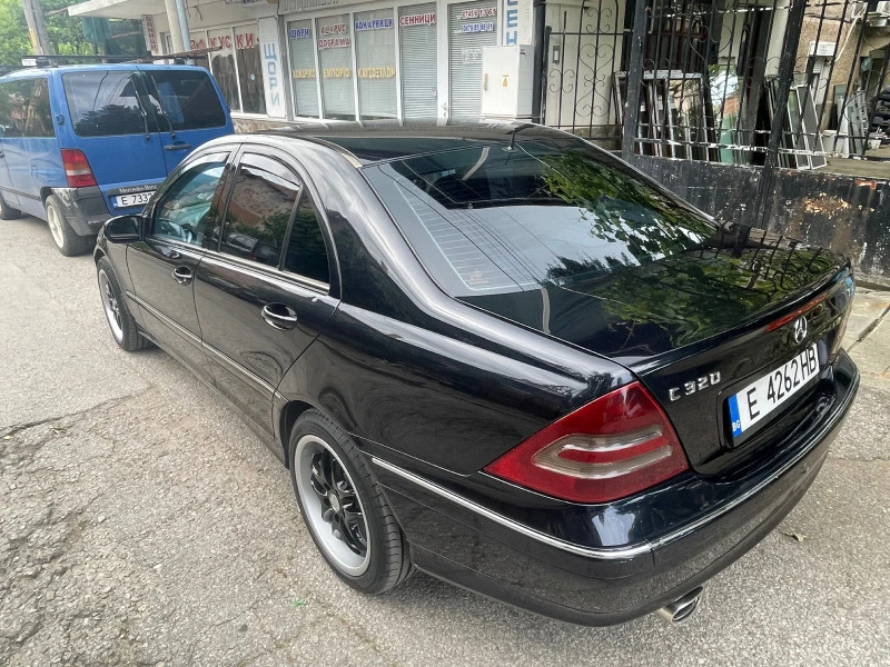 Mercedes-Benz C 320 Avangard, снимка 3 - Автомобили и джипове - 47072434