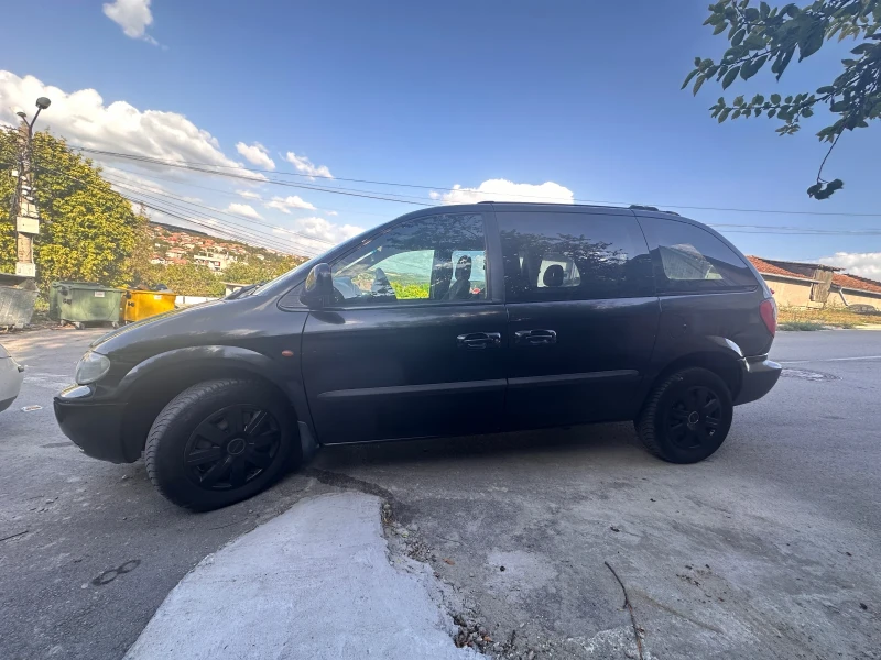 Chrysler Voyager 2.5 CRDI, снимка 5 - Автомобили и джипове - 47970489