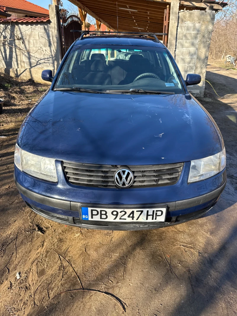 VW Passat 1.6i, снимка 1 - Автомобили и джипове - 48848806