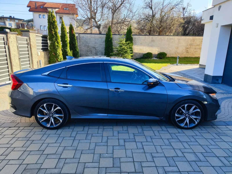 Honda Civic Touring/Executive Turbo, снимка 3 - Автомобили и джипове - 49455120