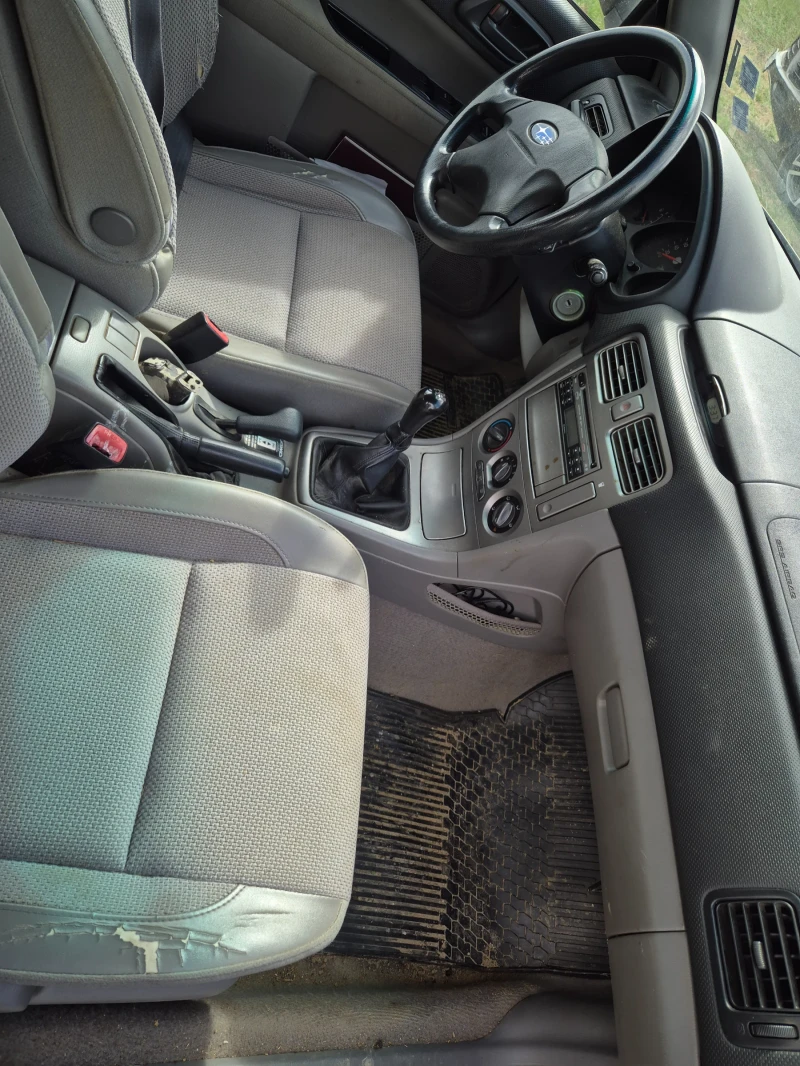 Subaru Forester, снимка 4 - Автомобили и джипове - 49479152