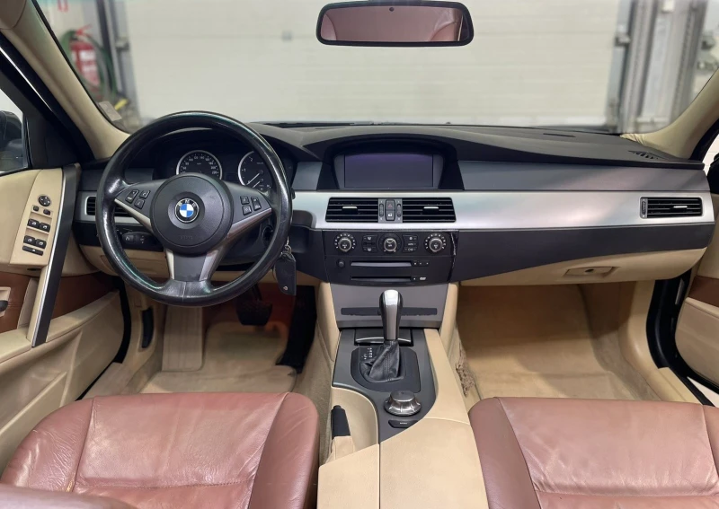 BMW 530 E61, снимка 10 - Автомобили и джипове - 49486389