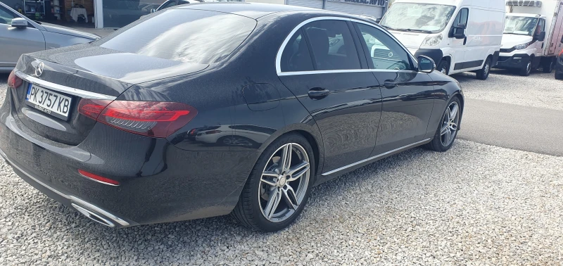 Mercedes-Benz E 220 PERFEKTEN, снимка 4 - Автомобили и джипове - 49680980