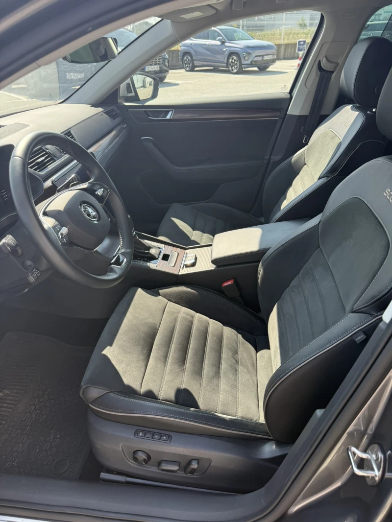 Skoda Superb Scout, снимка 6 - Автомобили и джипове - 51287222