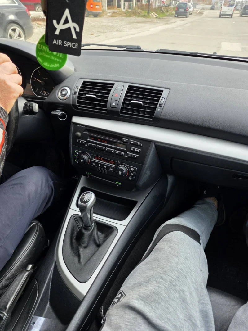 BMW 120, снимка 8 - Автомобили и джипове - 52546631