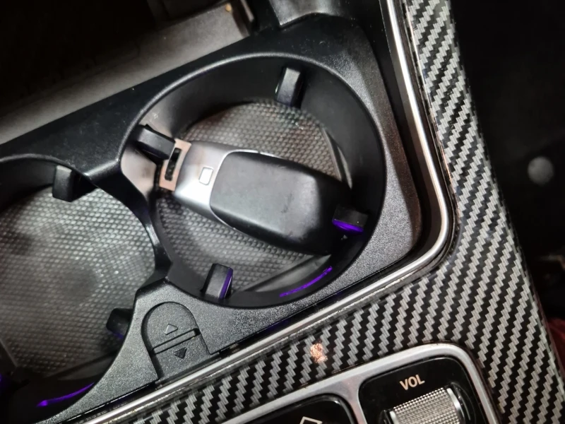 Mercedes-Benz C 43 AMG * CARFAX * БЕЗ ПЪРВОНАЧАЛНА ВНОСКА, снимка 13 - Автомобили и джипове - 52637787