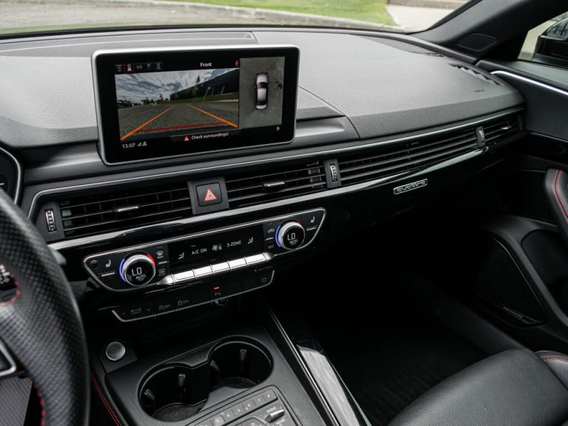 Audi A4 * S-Line* * HeadUp* AвтоКредит* (ЦЕНА ДО БГ), снимка 9 - Автомобили и джипове - 53327588