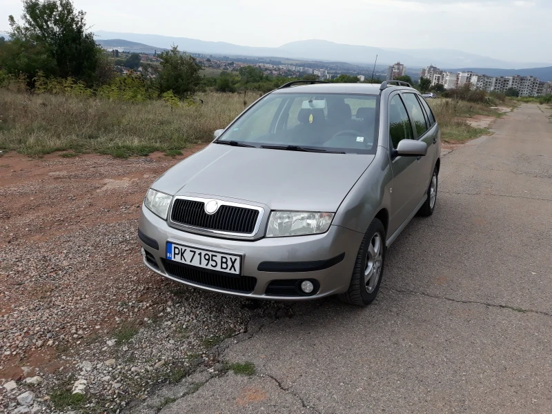 Skoda Fabia 1.4TDI, снимка 7 - Автомобили и джипове - 53522517