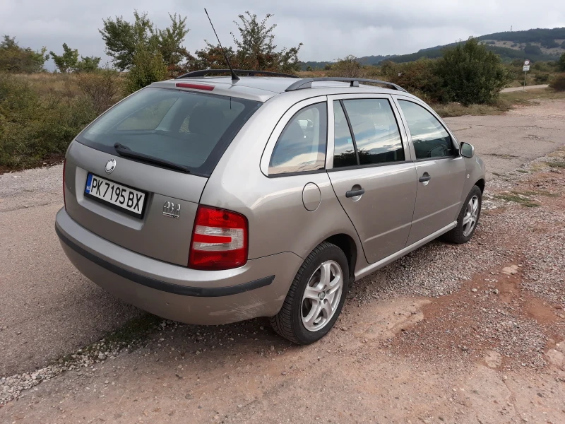 Skoda Fabia 1.4TDI, снимка 3 - Автомобили и джипове - 53522517