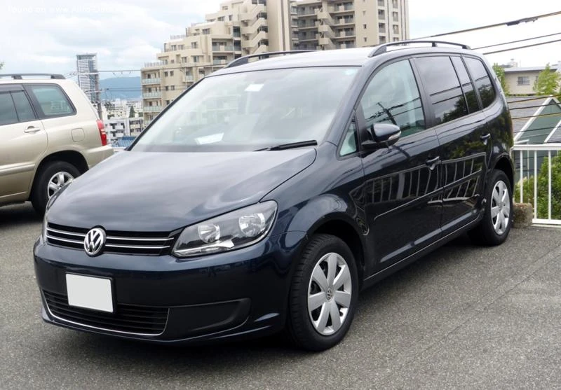 VW Touran, снимка 1 - Автомобили и джипове - 49430025