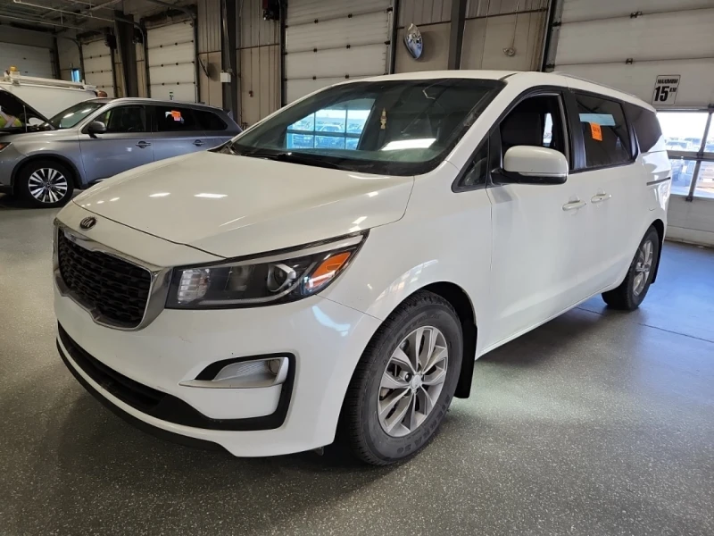 Kia Sedona CARFAX* АВТОФИНАНСИРАНЕ* БЕЗ ПЪРВОНАЧАЛНА ВНОСКА*  - 19500 лв. / 9970.19 € - 73450306 1