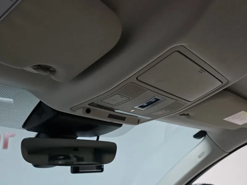 Jaguar E-pace P250 S, снимка 16 - Автомобили и джипове - 56463145